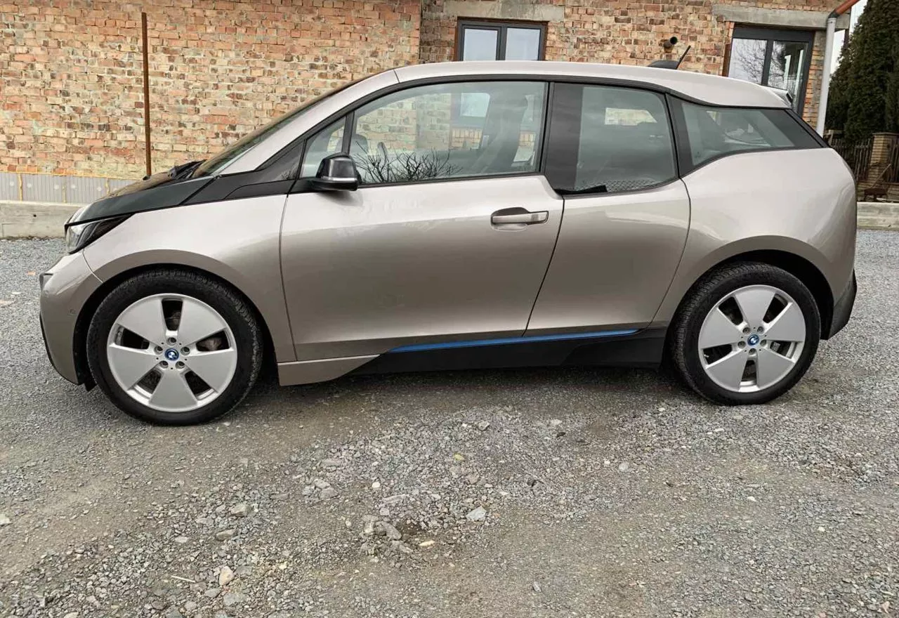 BMW i3  2015221