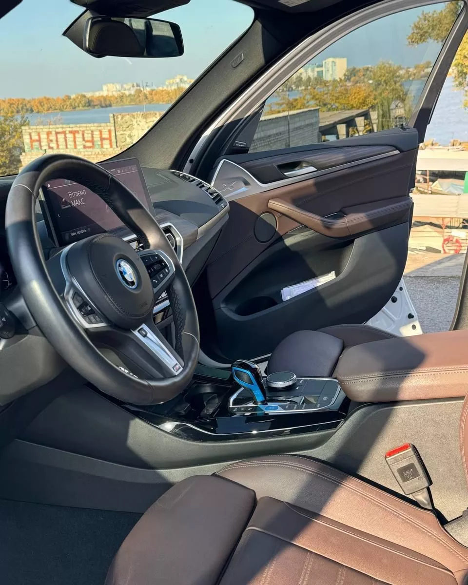 BMW iX3  80 kWh 2021111