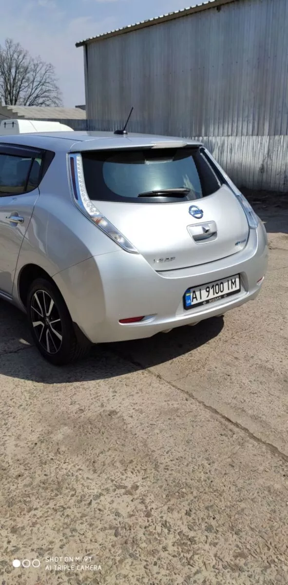 Nissan Leaf  24 kWh 2014111