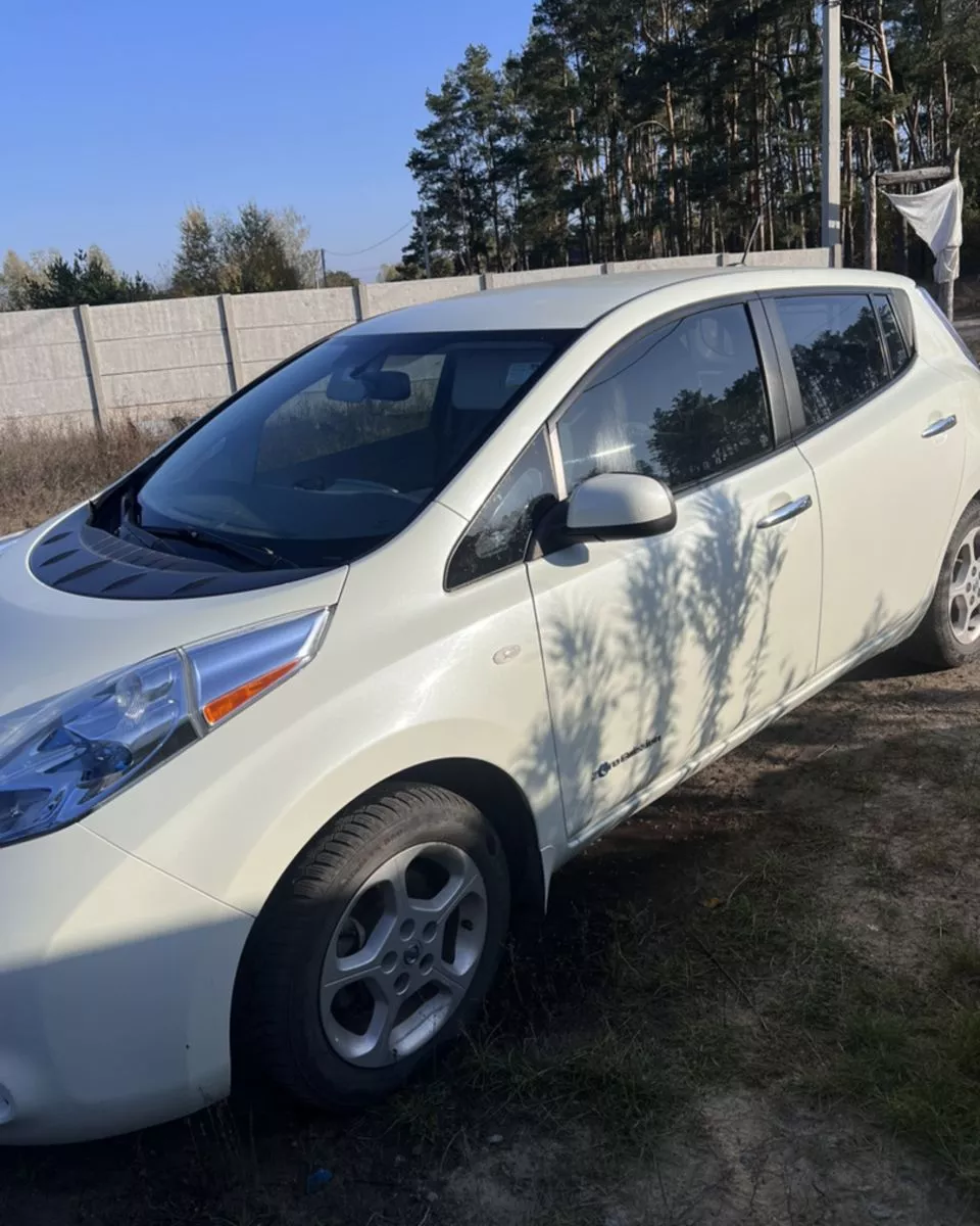 Nissan Leaf  201221