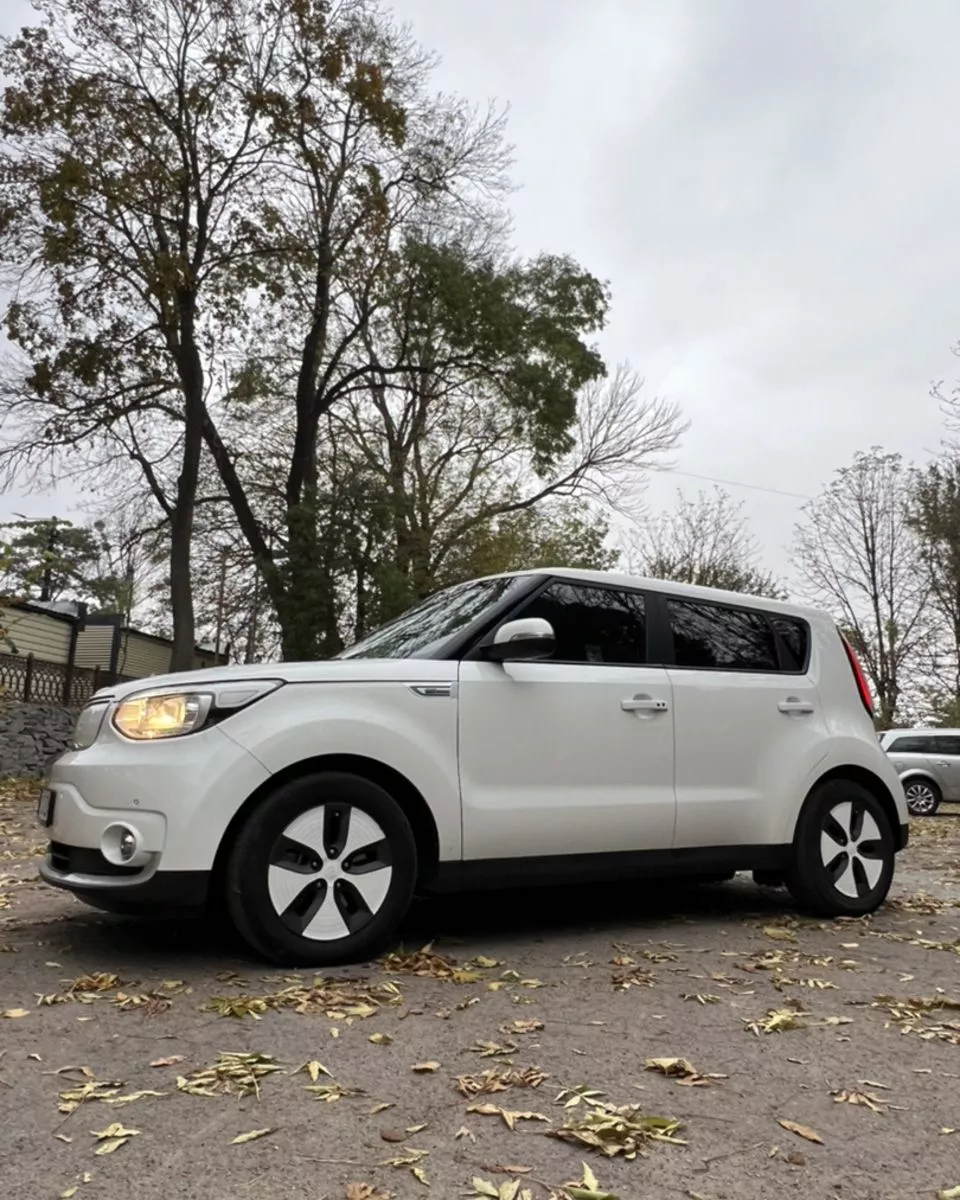 Kia Soul  27 kWh 201511