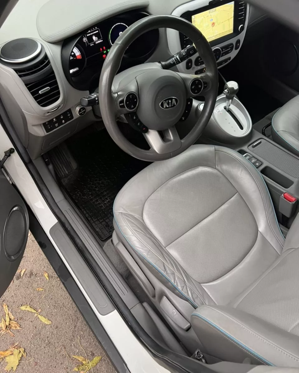 Kia Soul  27 kWh 2015161