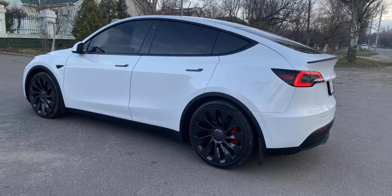 Tesla Model Y  2022291