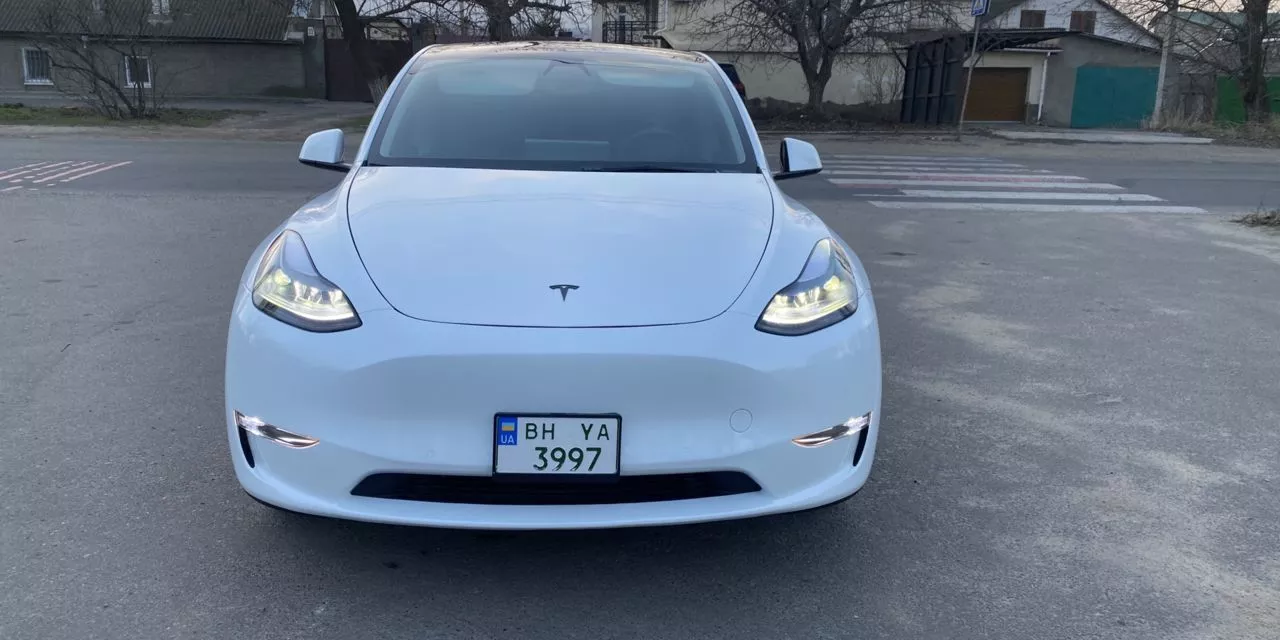 Tesla Model Y  2022301