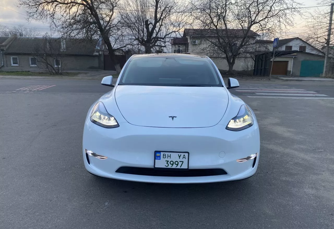 Tesla Model Y  2022311