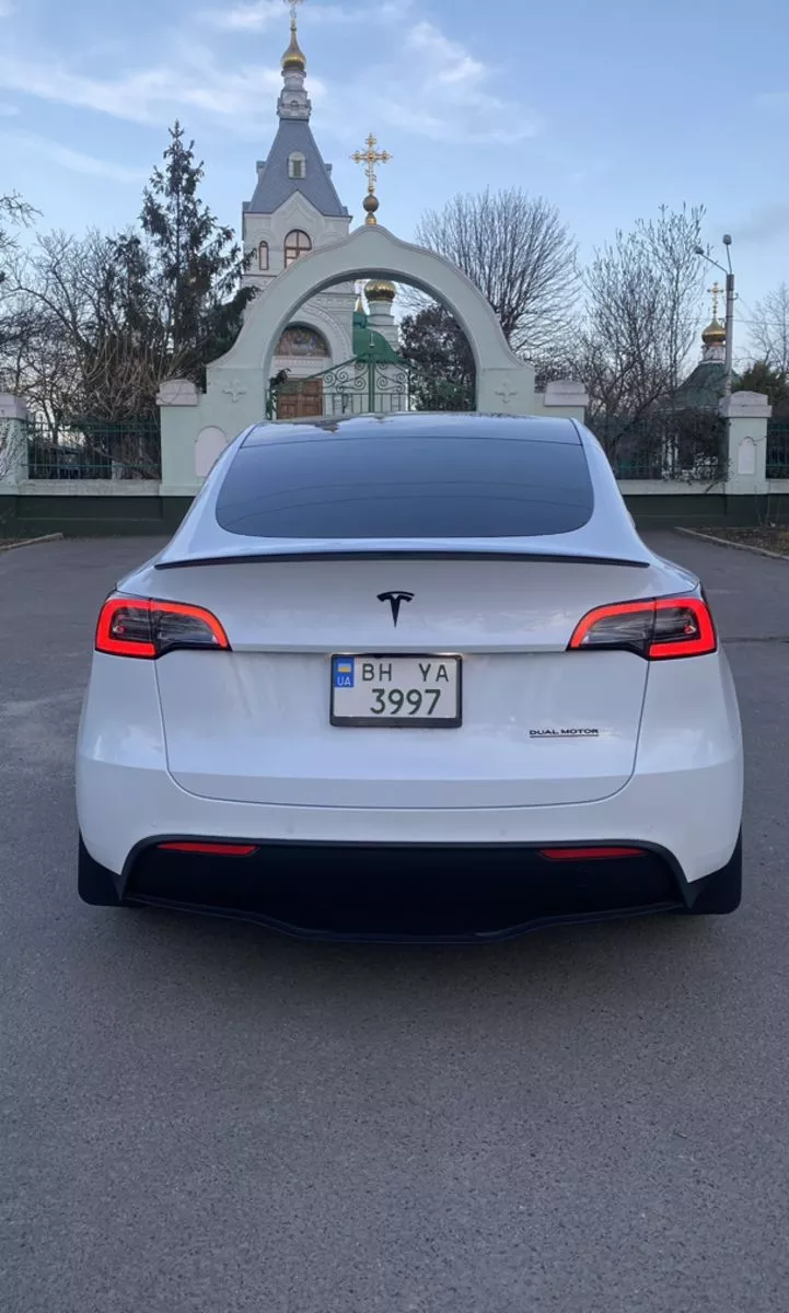 Tesla Model Y  2022401