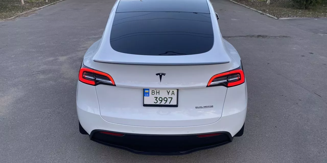 Tesla Model Y  2022411