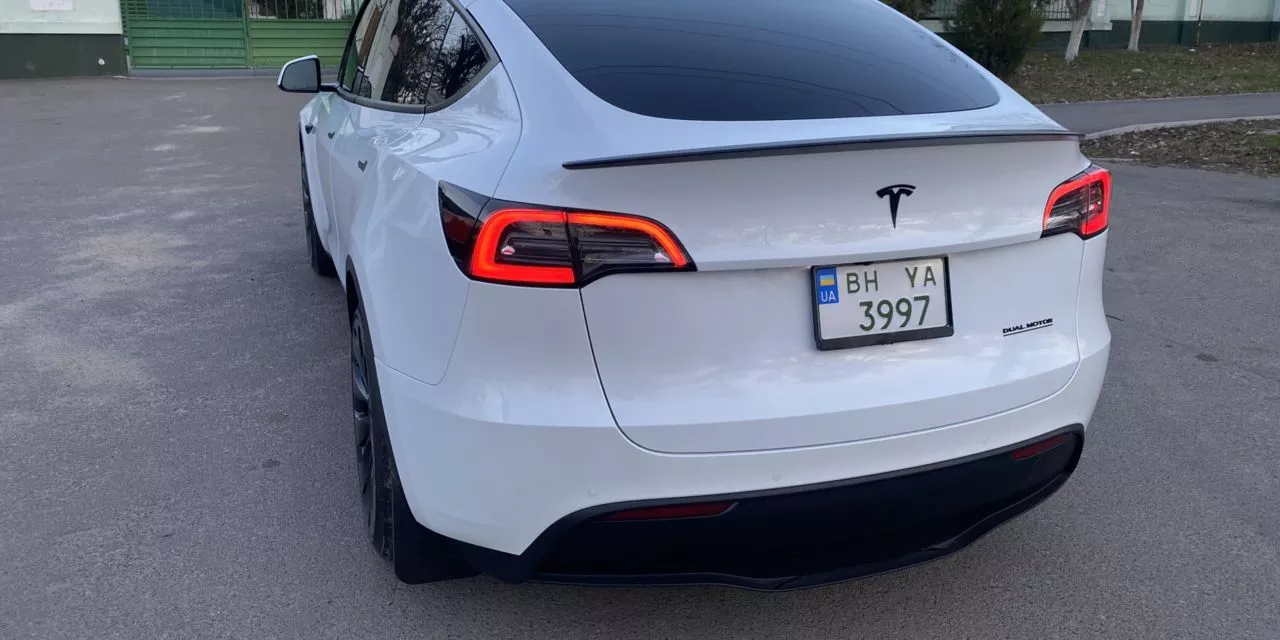 Tesla Model Y  2022421