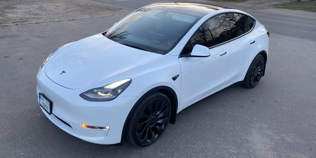 Tesla Model Y  2022491