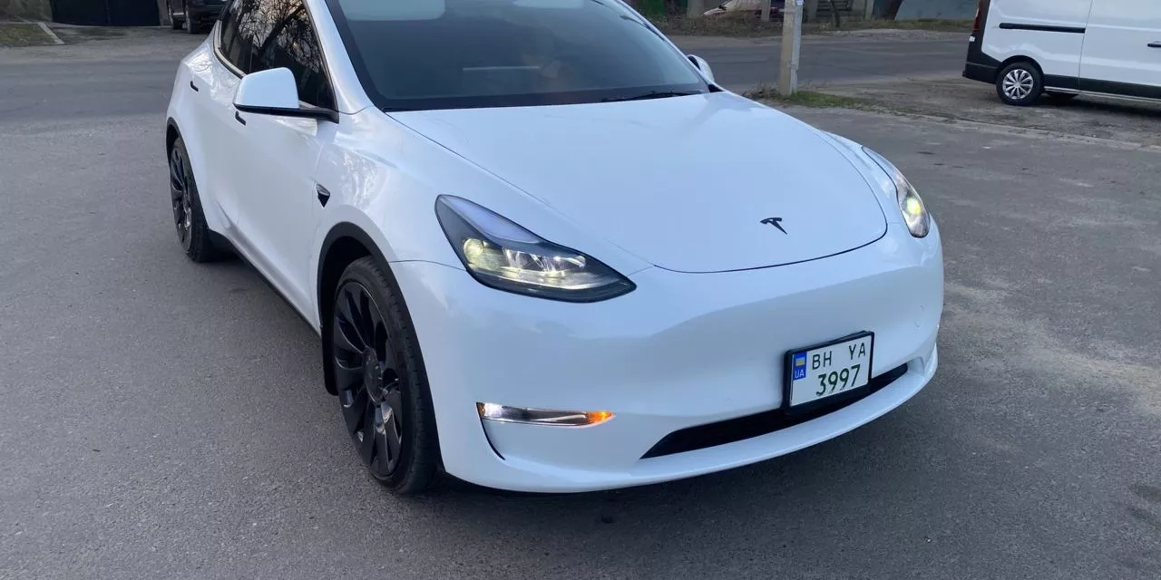 Tesla Model Y  202211