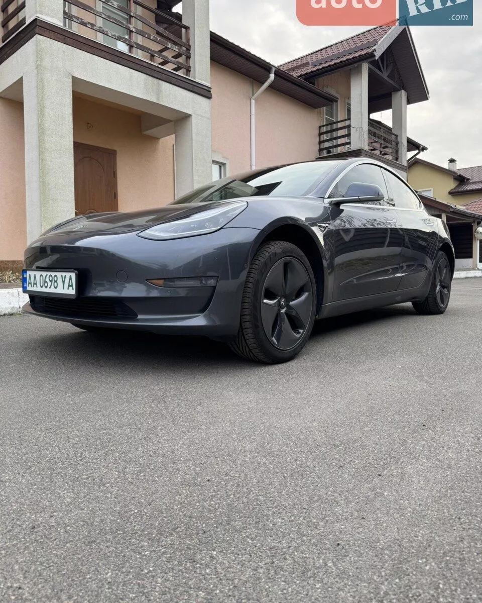 Tesla Model 3  55 kWh 201911