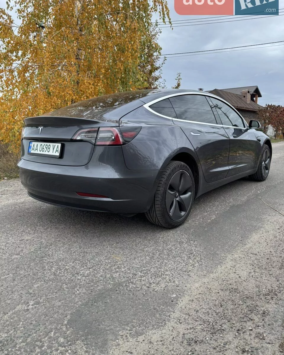 Tesla Model 3  55 kWh 201971