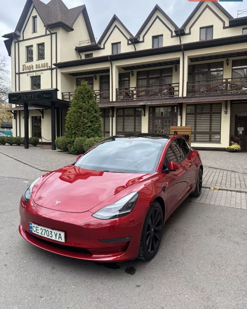 Tesla Model 3  82.5 kWh 202181