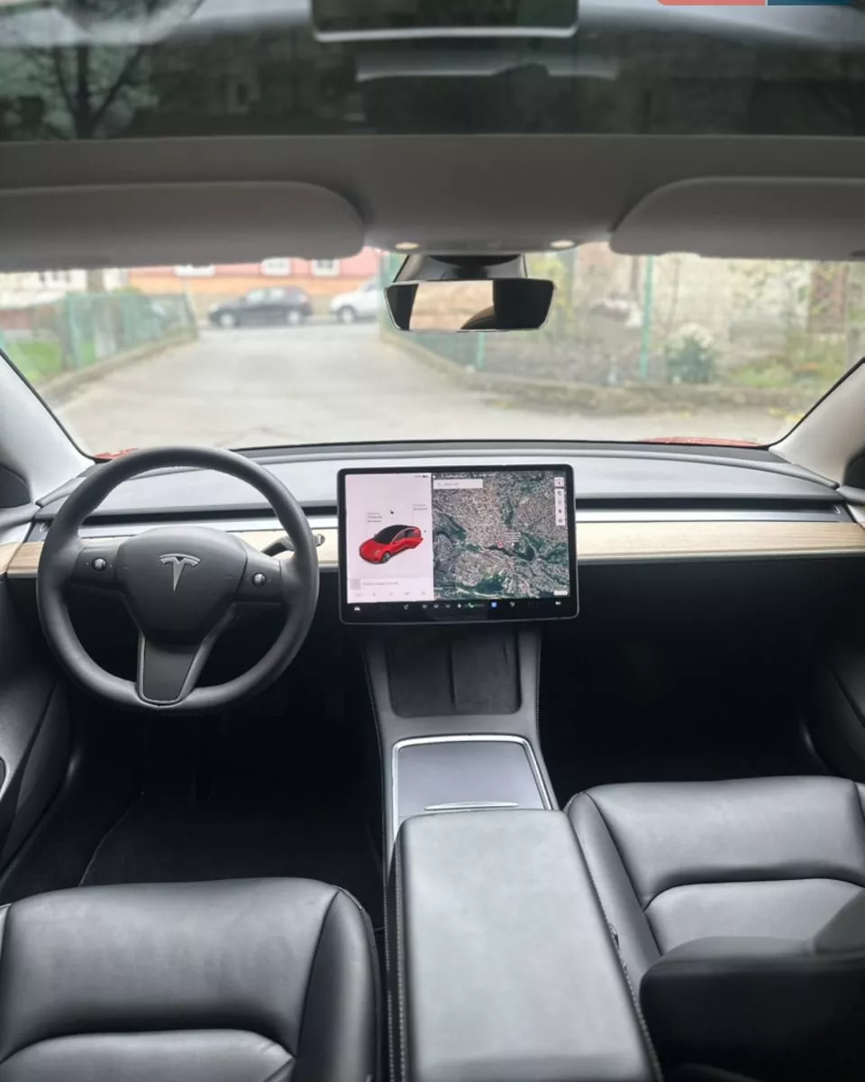 Tesla Model 3  82.5 kWh 202191