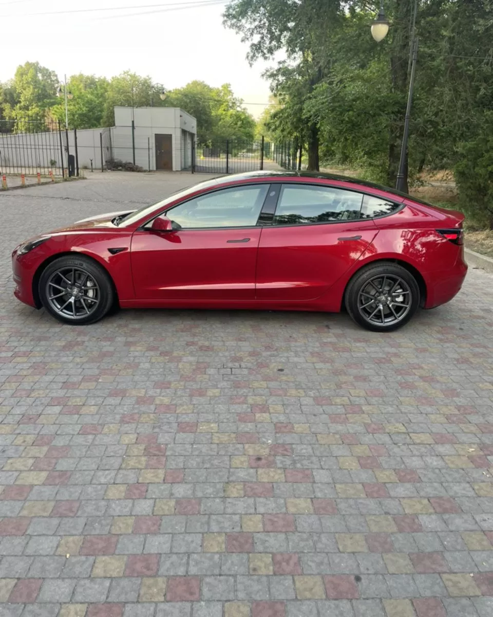 Tesla Model 3  82 kWh 202231