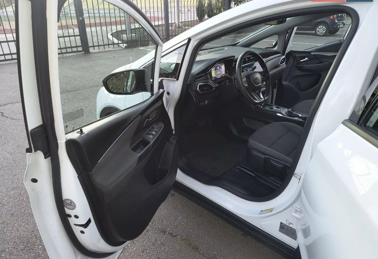 Chevrolet Bolt EV  65 kWh 2022141