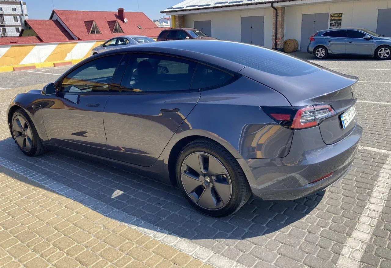 Tesla Model 3  82 kWh 2021141