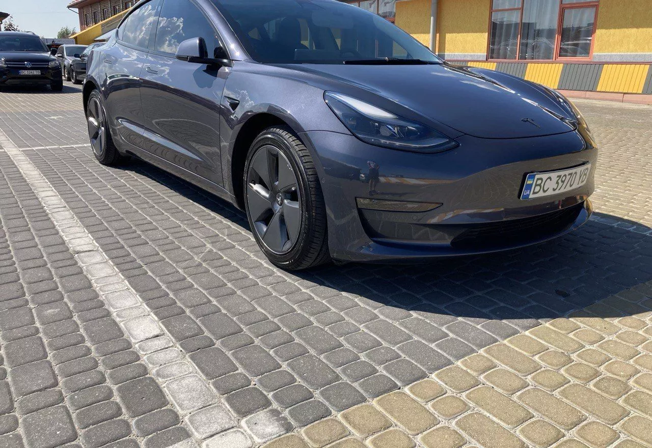 Tesla Model 3  82 kWh 2021161