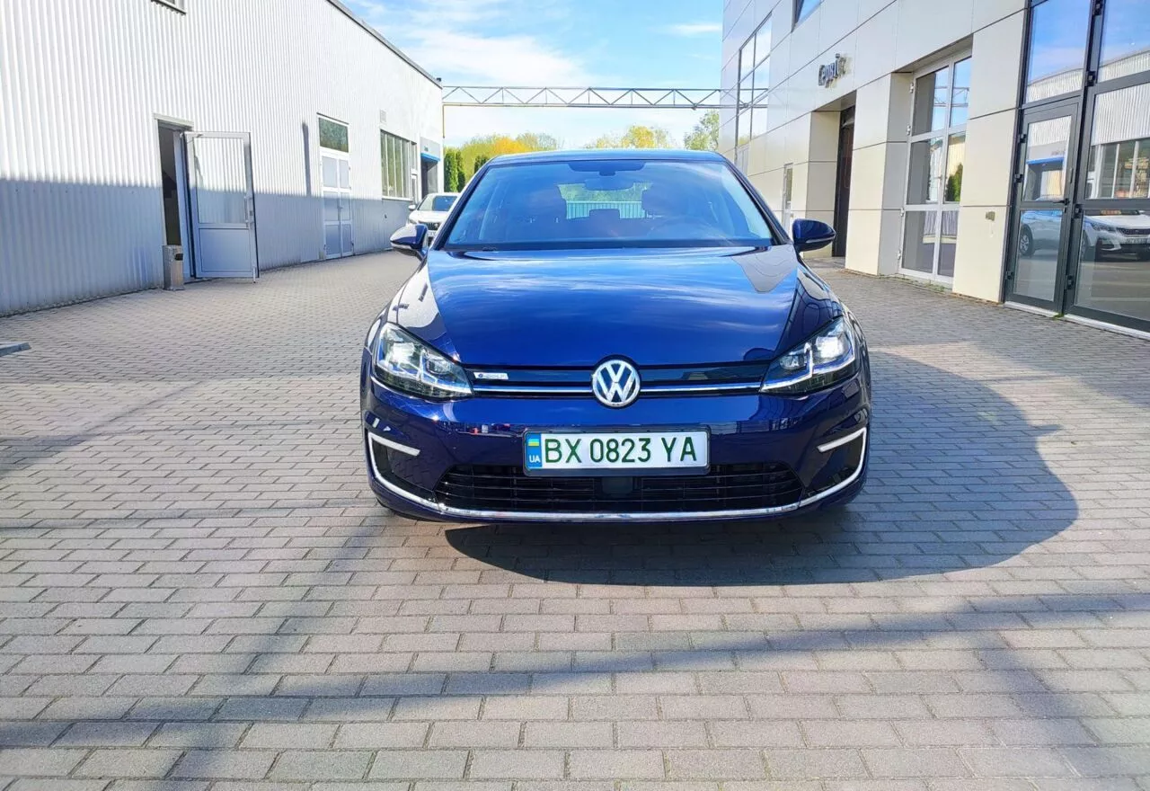 Volkswagen e-Golf  358 kWh 201841