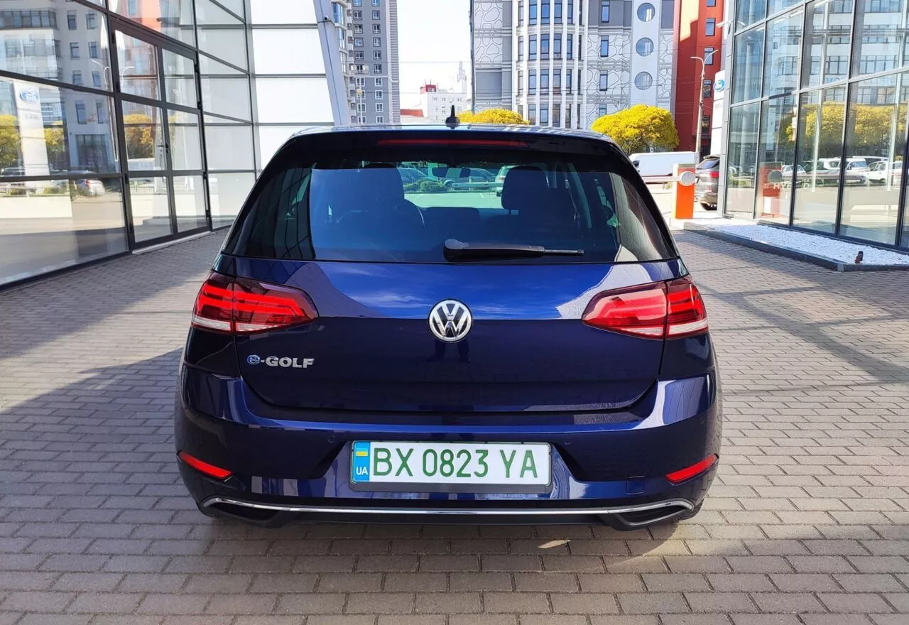 Volkswagen e-Golf  358 kWh 201871