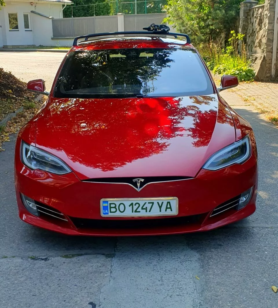 Tesla Model S  90 kWh 201671