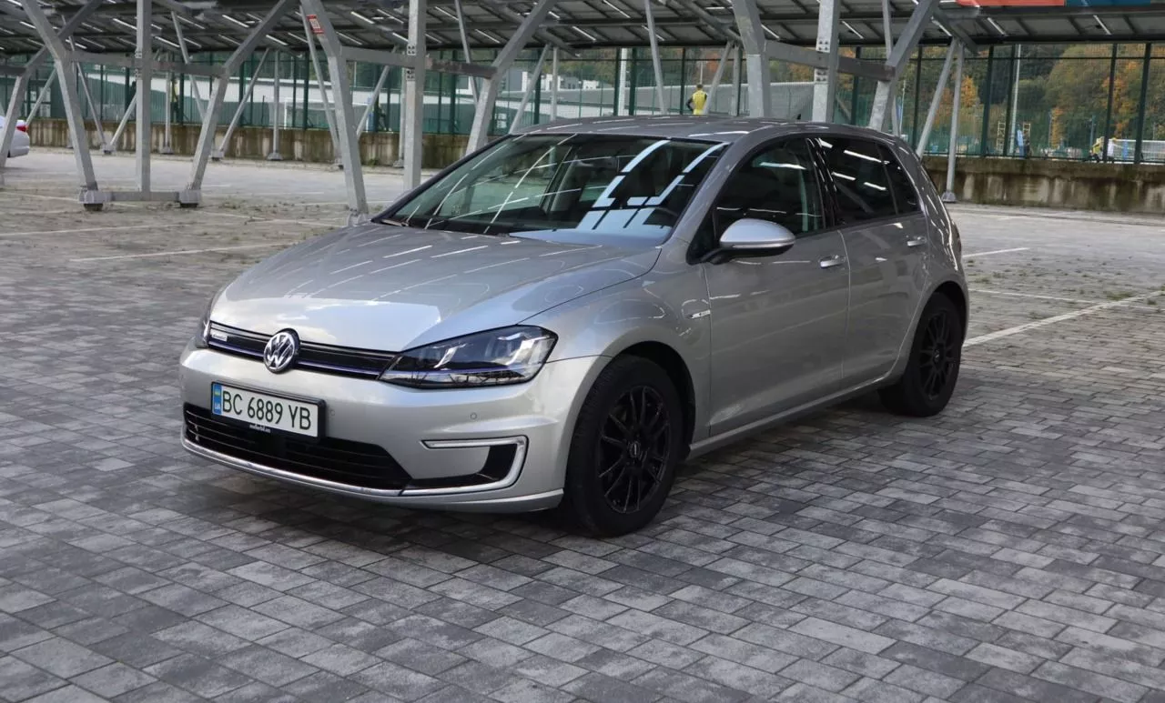 Volkswagen e-Golf 