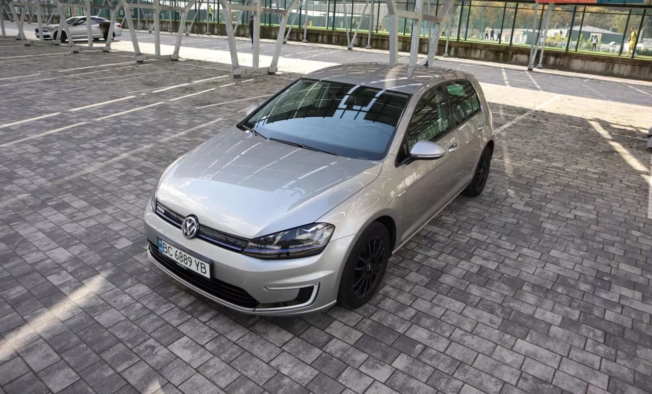 Volkswagen e-Golf  24 kWh 201561