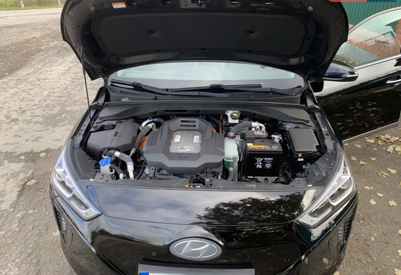 Hyundai Ioniq  28.3 kWh 201871