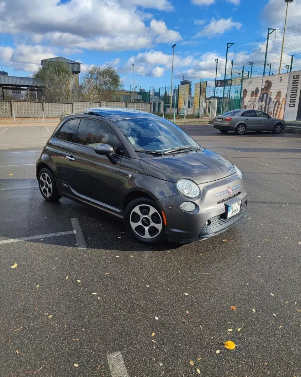 Fiat 500e  24 kWh 2015121