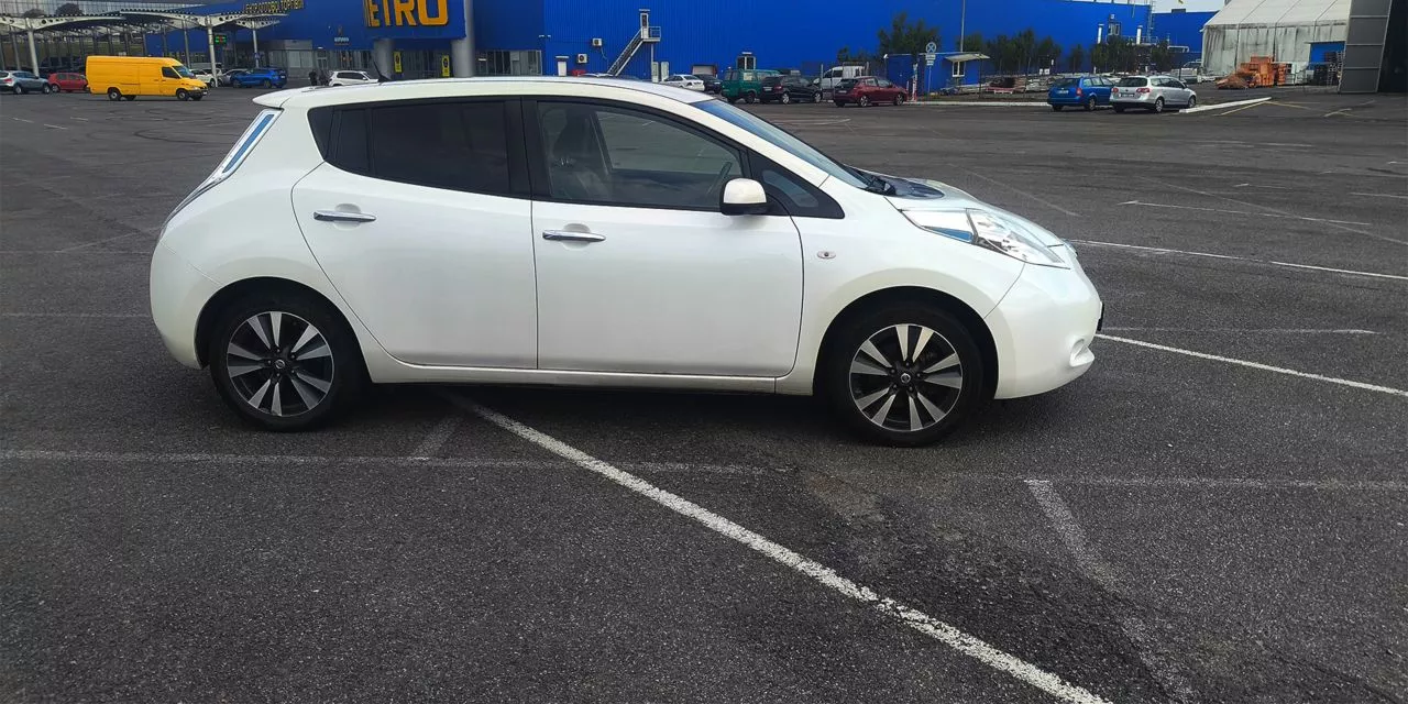 Nissan Leaf  30 kWh 201651