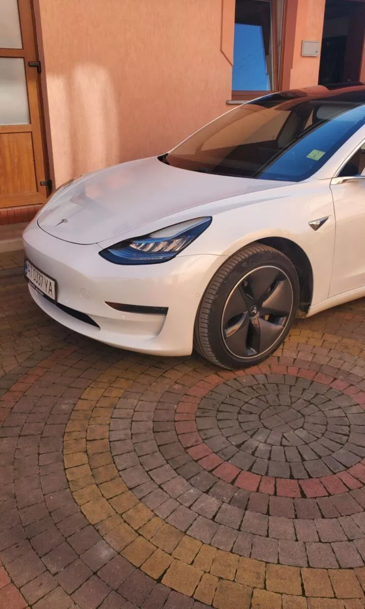 Tesla Model 3  75 kWh 201811