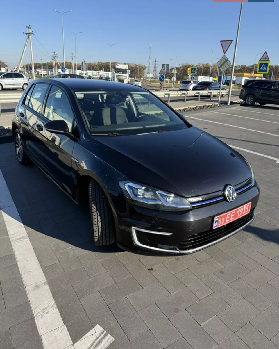 Volkswagen e-Golf  35.8 kWh 201741