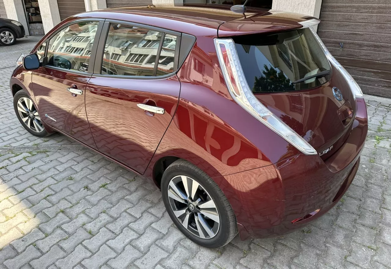 Nissan Leaf  40 kWh 201521