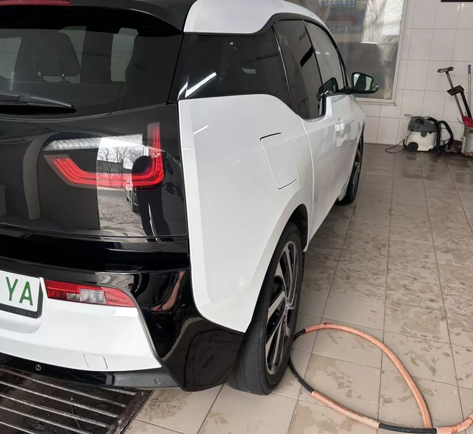 BMW i3  22 kWh 2015251