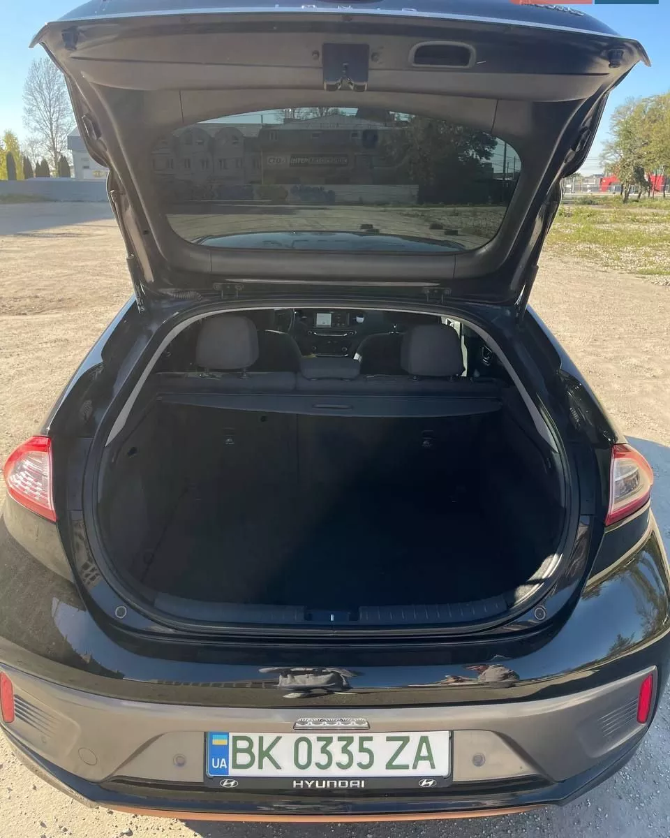 Hyundai Ioniq  2019121