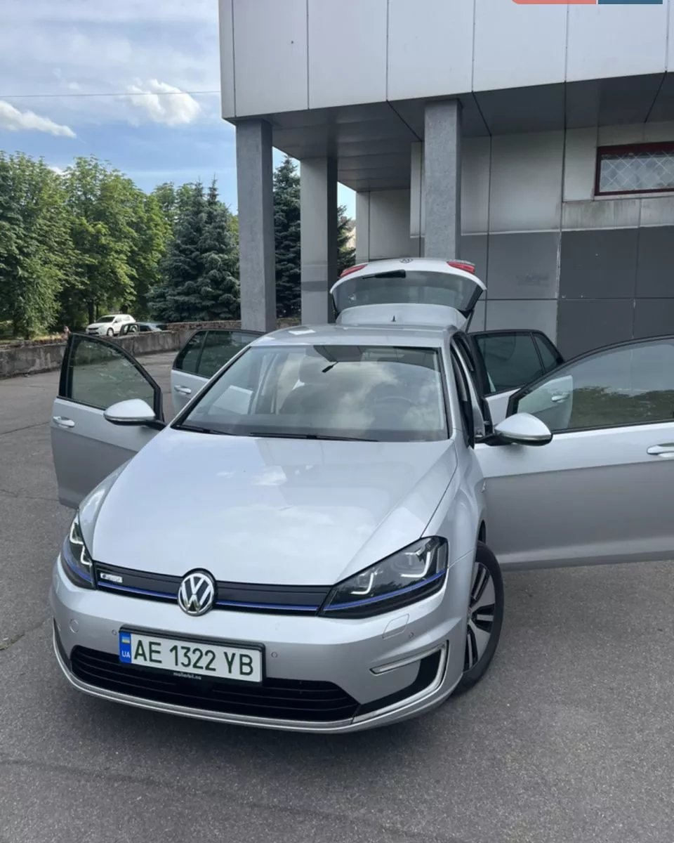 Volkswagen e-Golf 