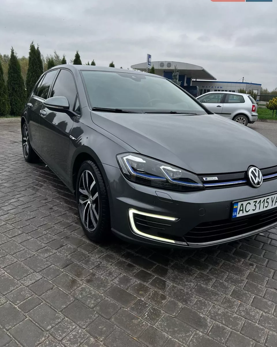 Volkswagen e-Golf 