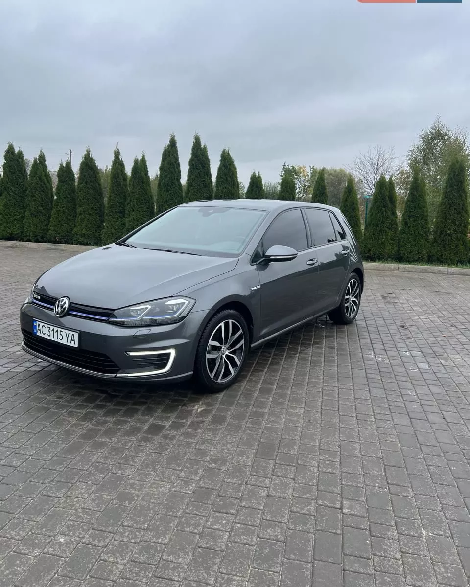 Volkswagen e-Golf  35.8 kWh 201931