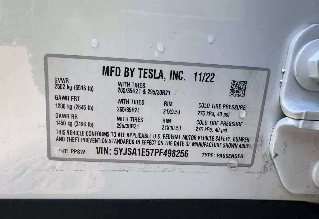 Tesla Model S  100 kWh 2022101