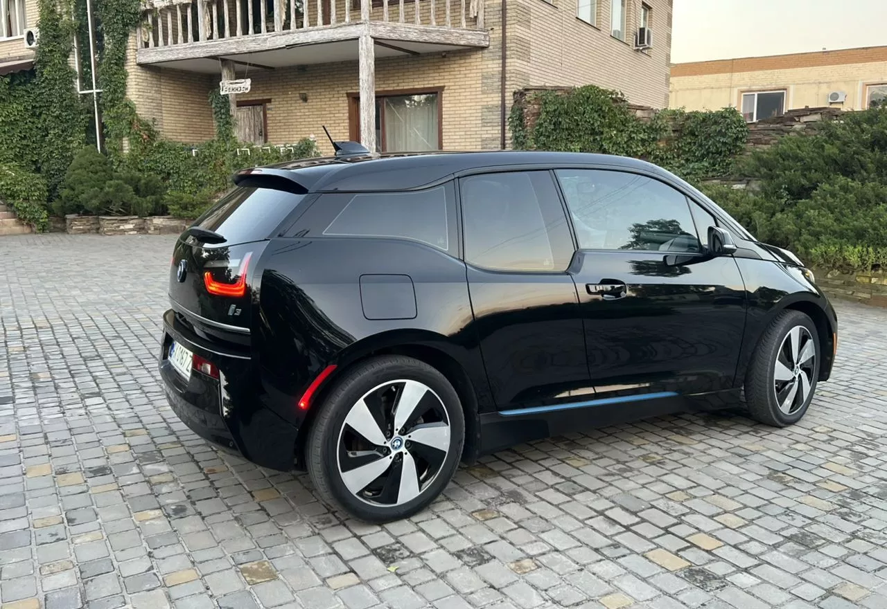 BMW i3  33 kWh 201711