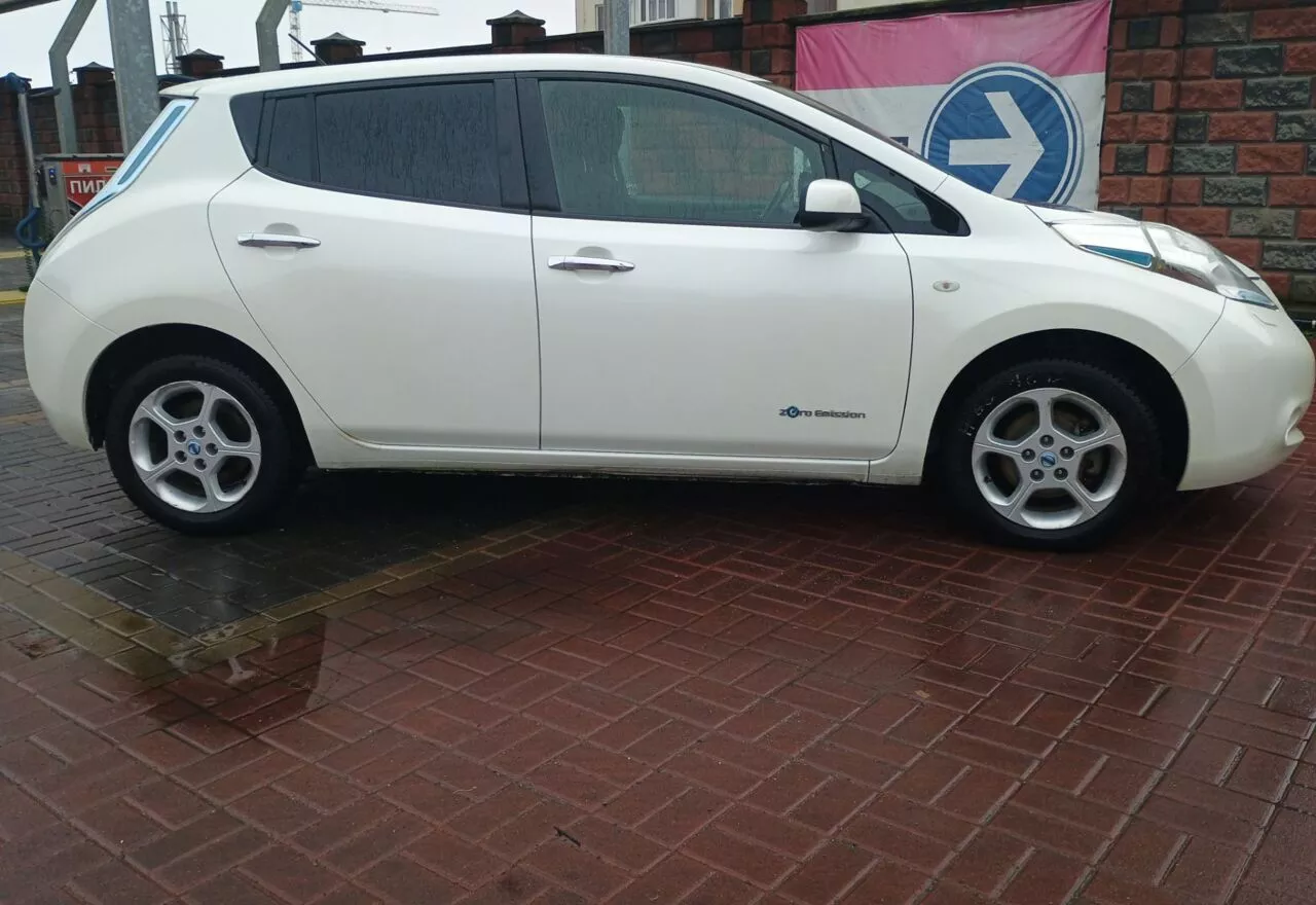 Nissan Leaf  24 kWh 201441