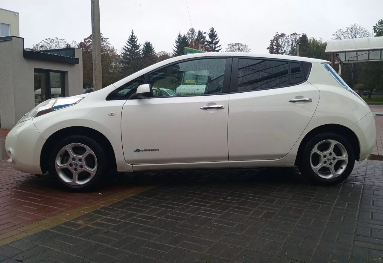 Nissan Leaf  24 kWh 201491