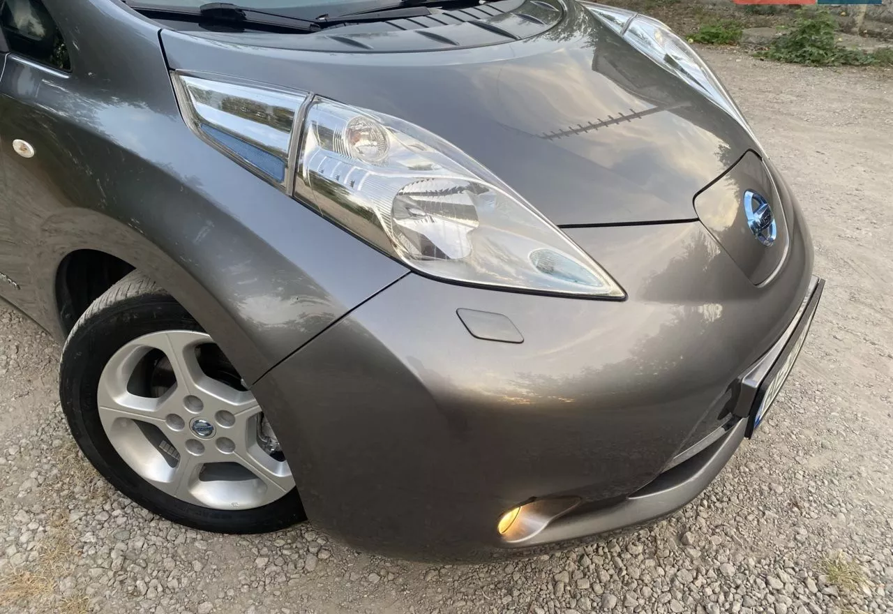 Nissan Leaf  24 kWh 2014111