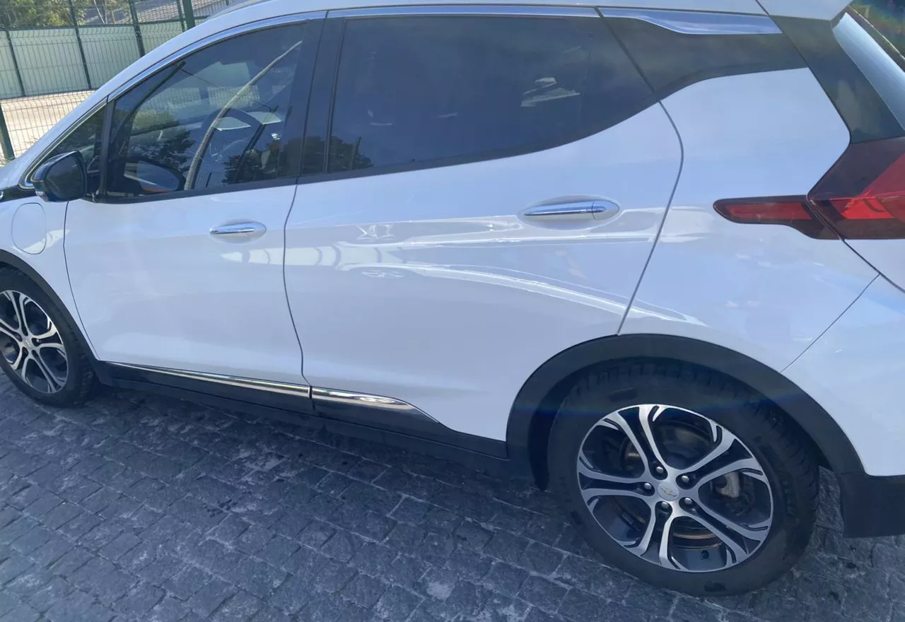 Chevrolet Bolt EV  60 kWh 201711