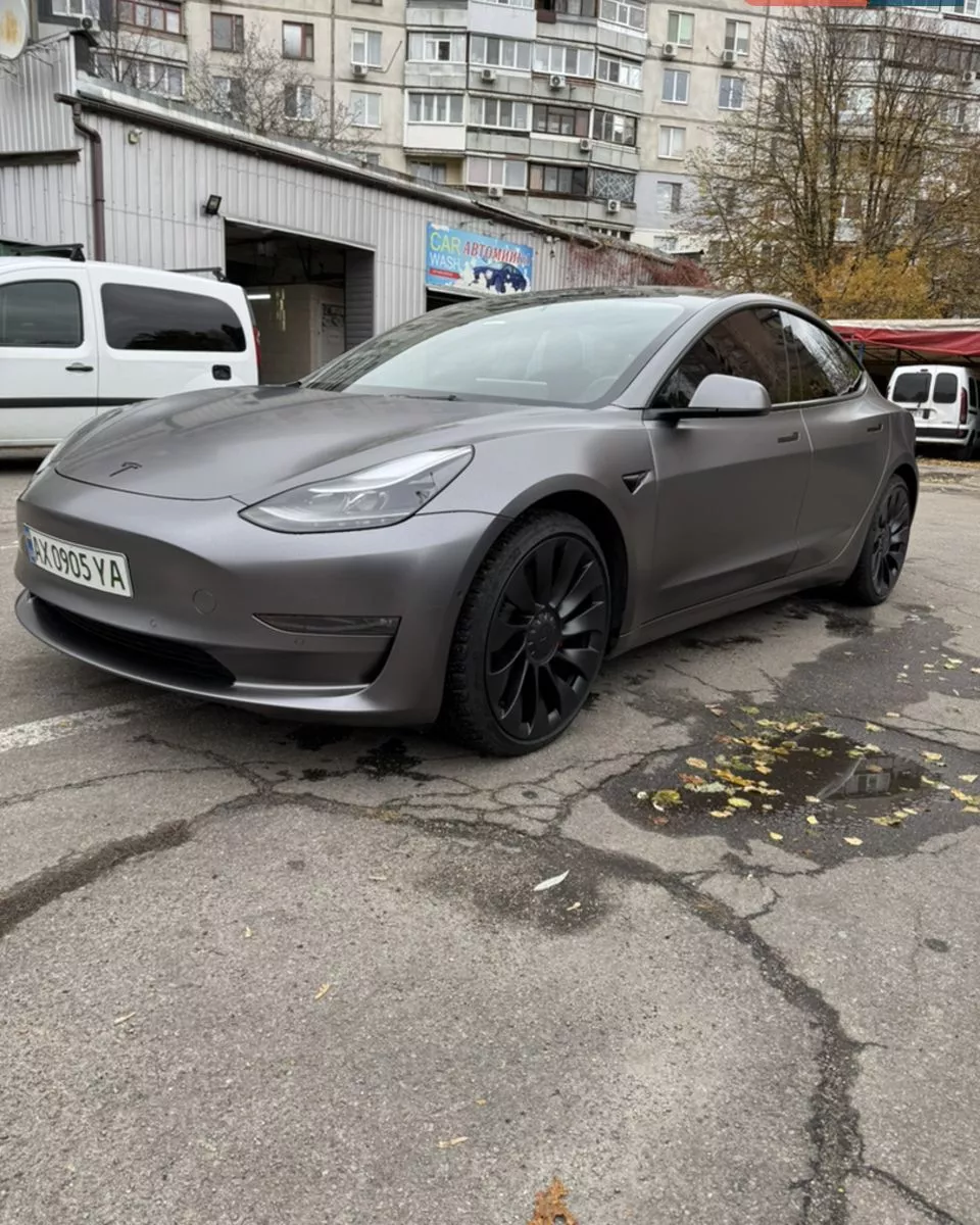 Tesla Model 3  82.5 kWh 202221