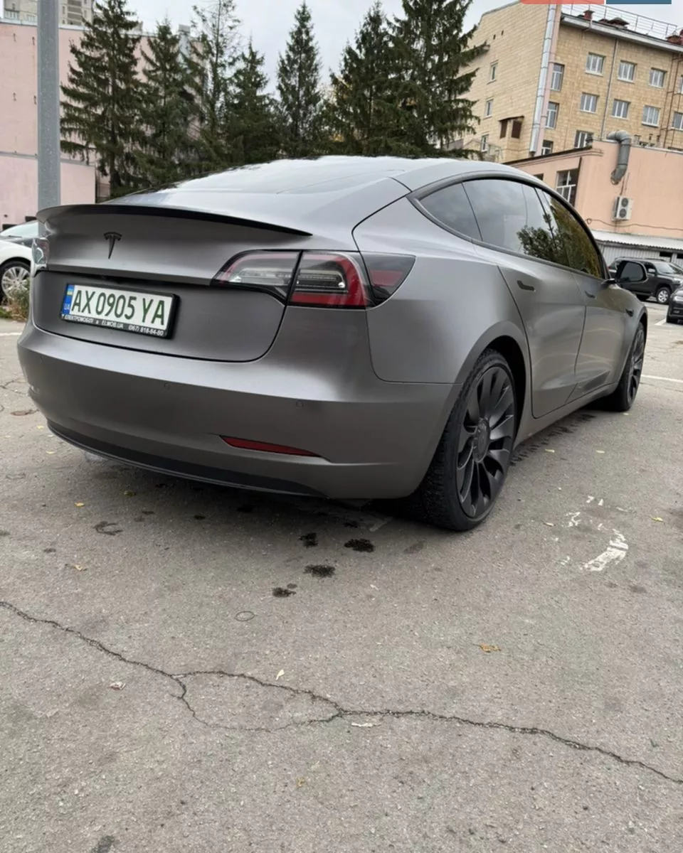 Tesla Model 3  82.5 kWh 202281