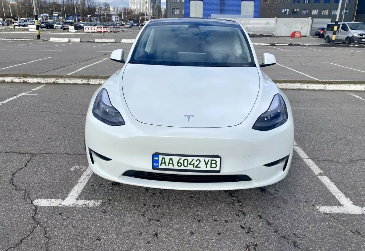 Tesla Model Y  80.5 kWh 202311