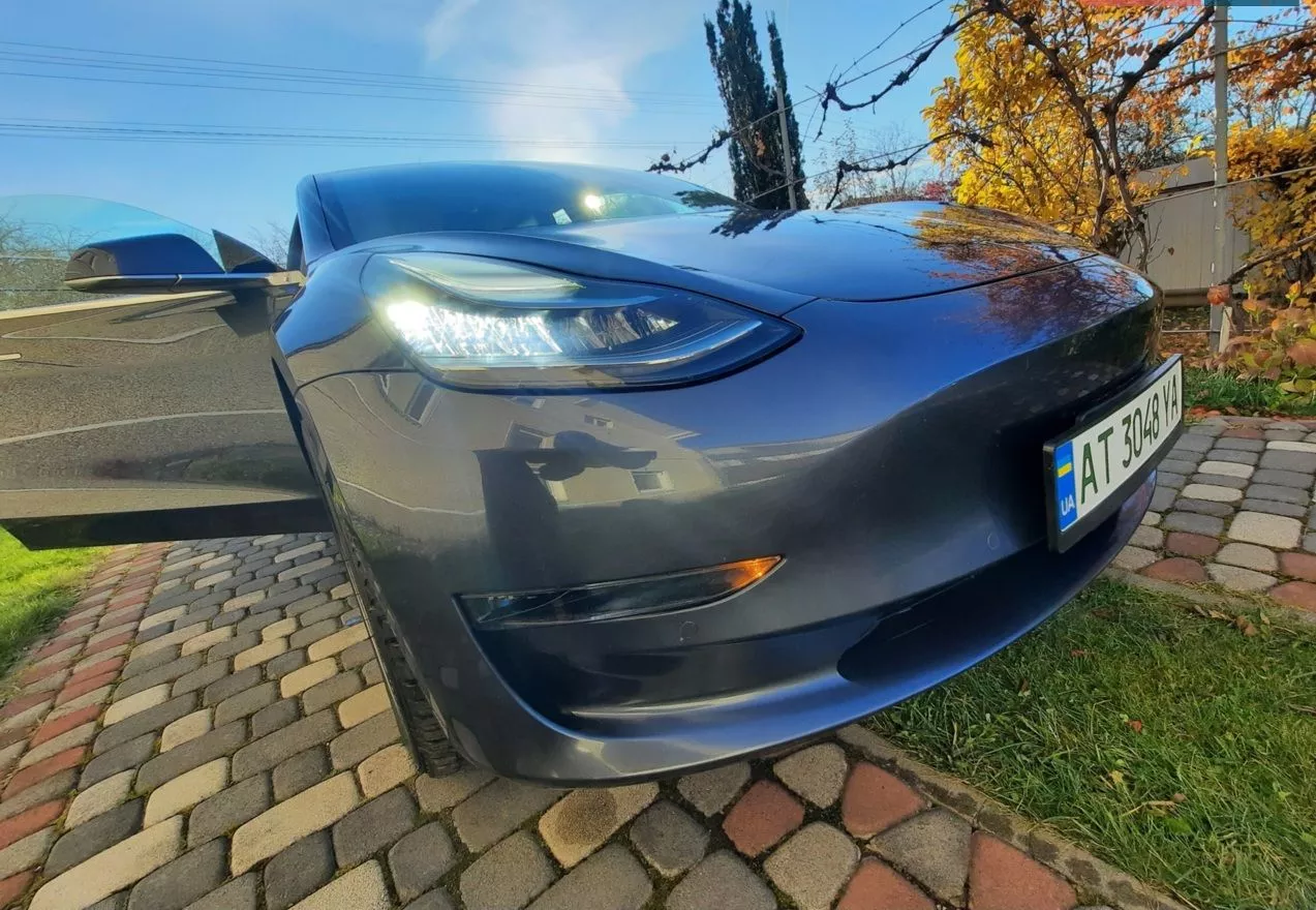 Tesla Model 3  75 kWh 2018101