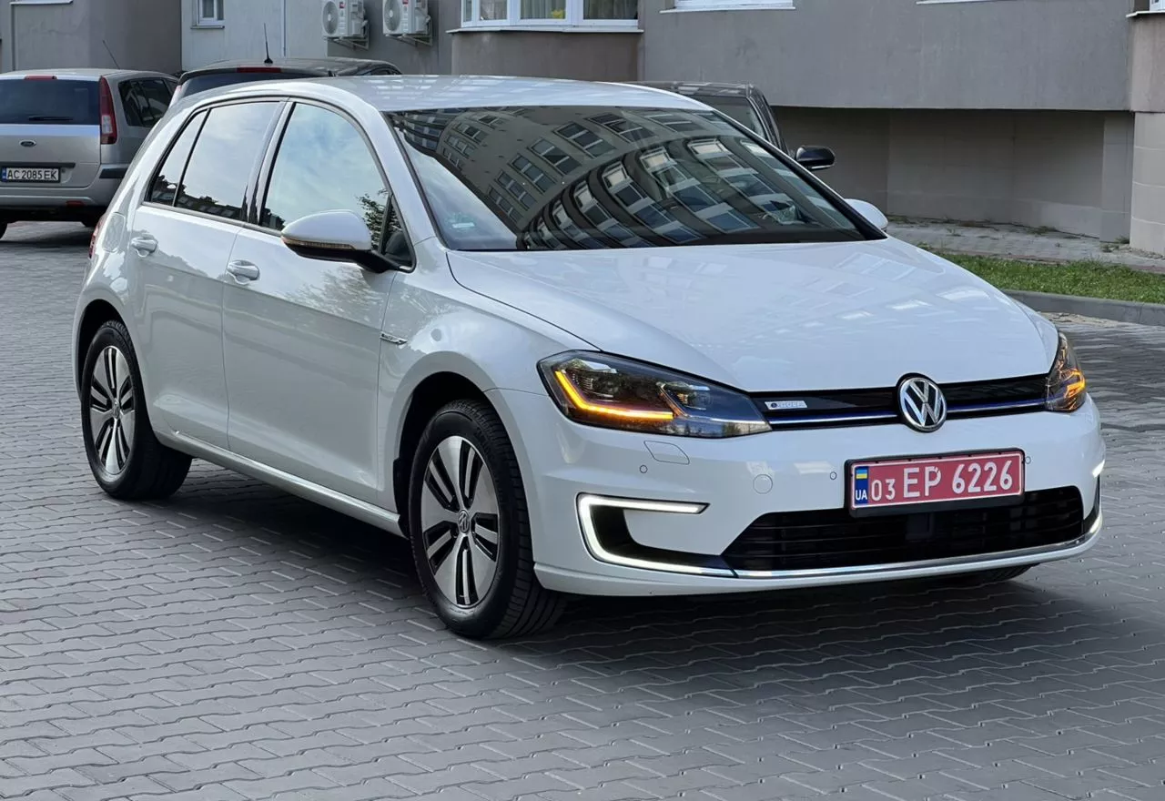 Volkswagen e-Golf  35.8 kWh 201911