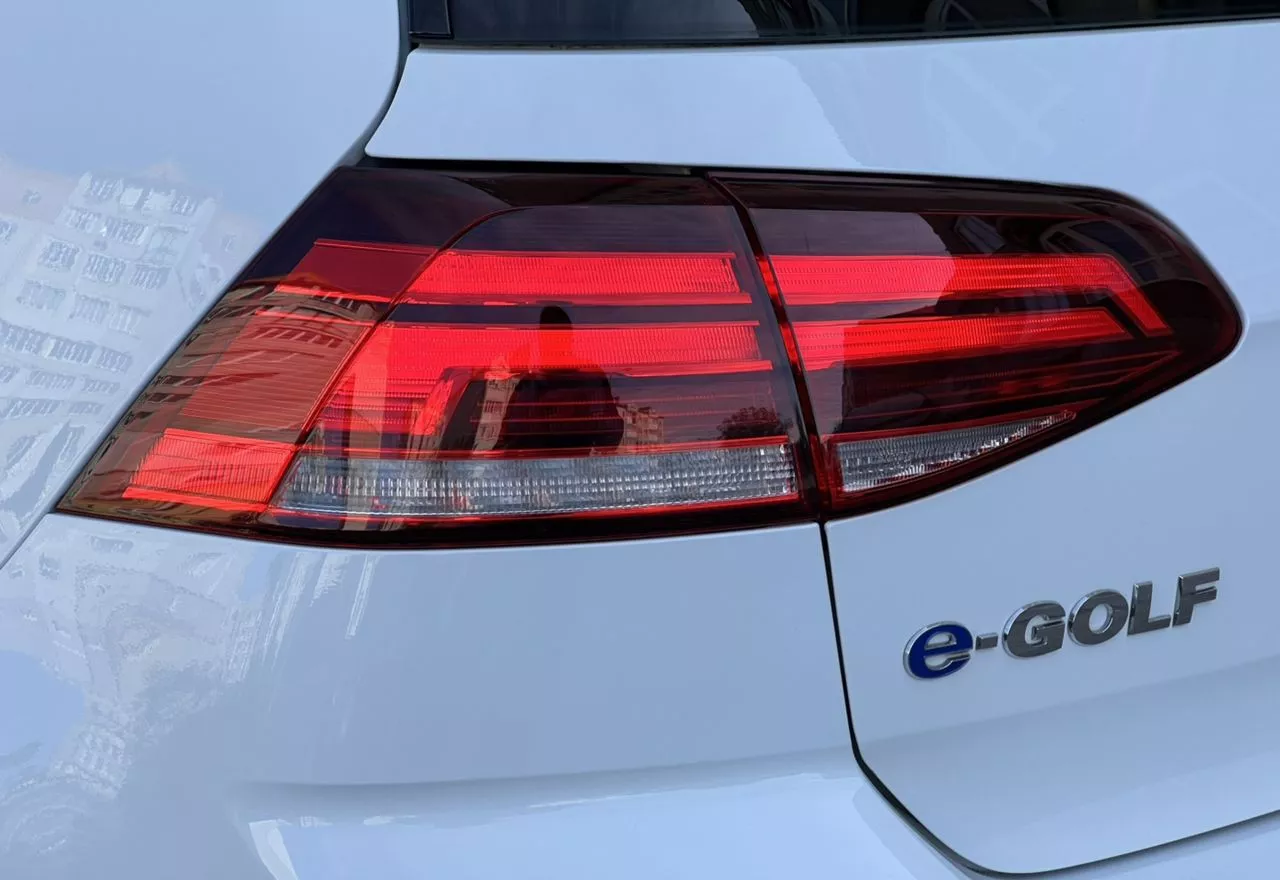 Volkswagen e-Golf  35.8 kWh 2019141